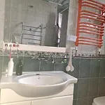 W Domu Z Oranzeria I Sniadaniem *