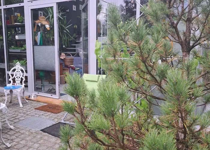 Розкішний намет W Domu Z Oranzeria I Sniadaniem *