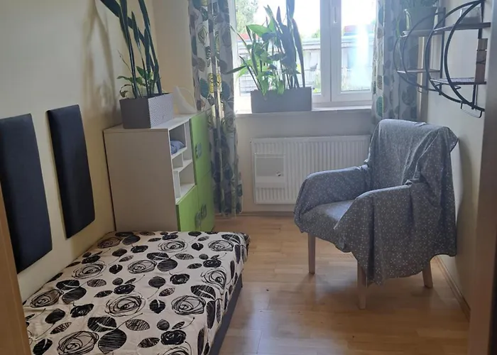 Розкішний намет W Domu Z Oranzeria I Sniadaniem Вроцлав